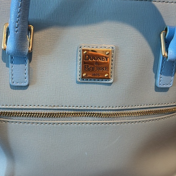 Dooney & Bourke  Satchel  shoulder bag  Saffiano light blue  front zipper pocket - Picture 3 of 15